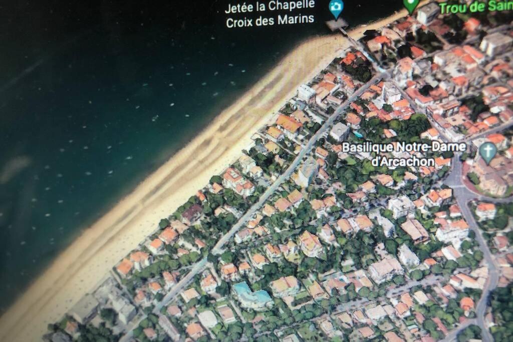 Appart Sur La Plage Pied Dans L Eau Avec Terrasse Jardin Vue Sur Le Bassin Depuis La Terrasse , Parking Arcachon Bagian luar foto