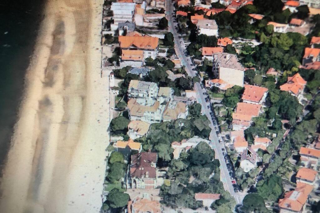 Appart Sur La Plage Pied Dans L Eau Avec Terrasse Jardin Vue Sur Le Bassin Depuis La Terrasse , Parking Arcachon Bagian luar foto